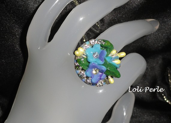 Bague fleurettes bleues et mauves avec cristal de Swarovski sur argent 925
