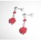 Boucles d'oreilles avec rose en gorgone sculptée et perles sur clous en argent 925