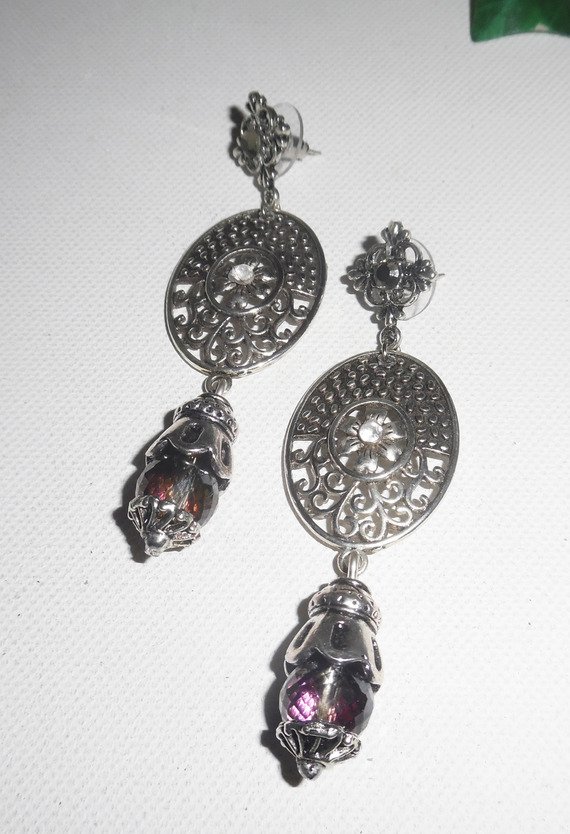 Boucles d'oreilles motif floral avec perles en cristal de bohème gris