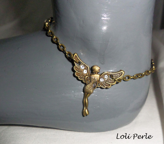 Bracelet/chaine de cheville originale avec fée et cristal sur chaine bronze