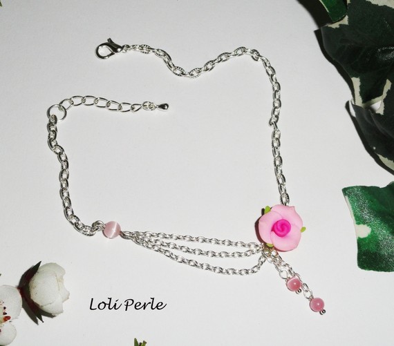 Bracelet/chaine de cheville rose rose et perles de verre