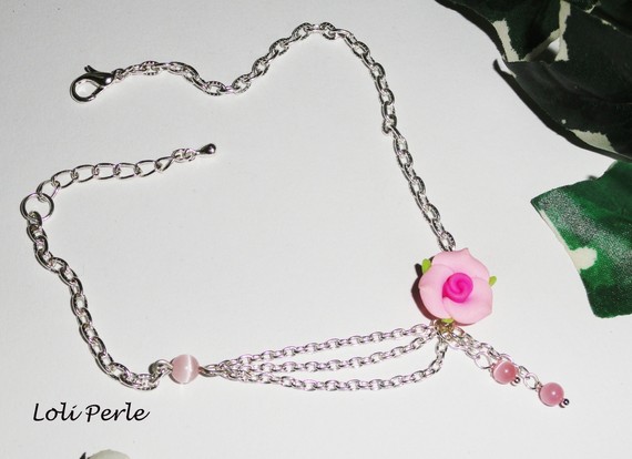 Bracelet/chaine de cheville rose rose et perles de verre
