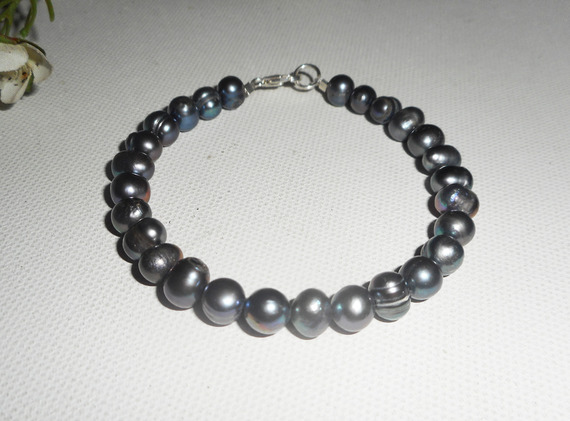 Bracelet en perles de culture grises et argent 925