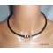 Collier homme perles X en métal argent sur buna corde noire