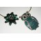 Collier original en métal soudé avec grande chouette verte,cristal et fleur