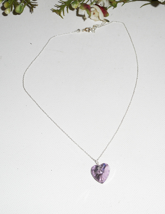 Pendentif coeur mauve en cristal de Swarovski sur chaine argent 925