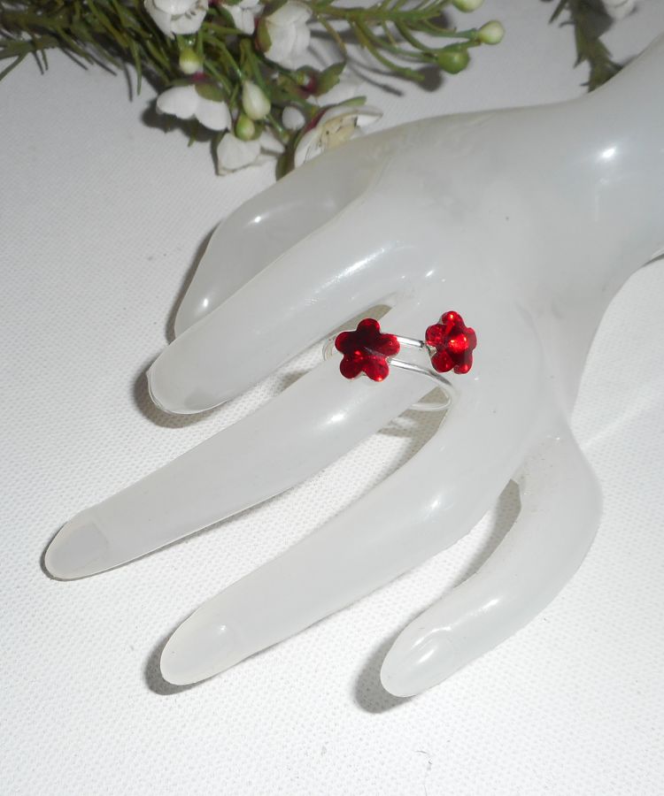 Bague double fleurs en cristal de Swarovski rouge