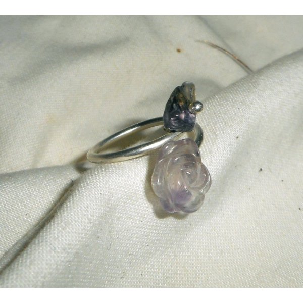 Bague fleurs et pierre en améthyste violet et argent 925