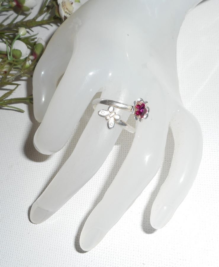 Bague originale en argent 925 avec fleur cristal et papillon