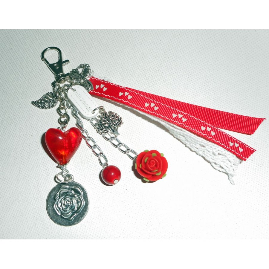 Bijoux de sac/porte clefs coeur en verre rouge avec dentelle et rubans