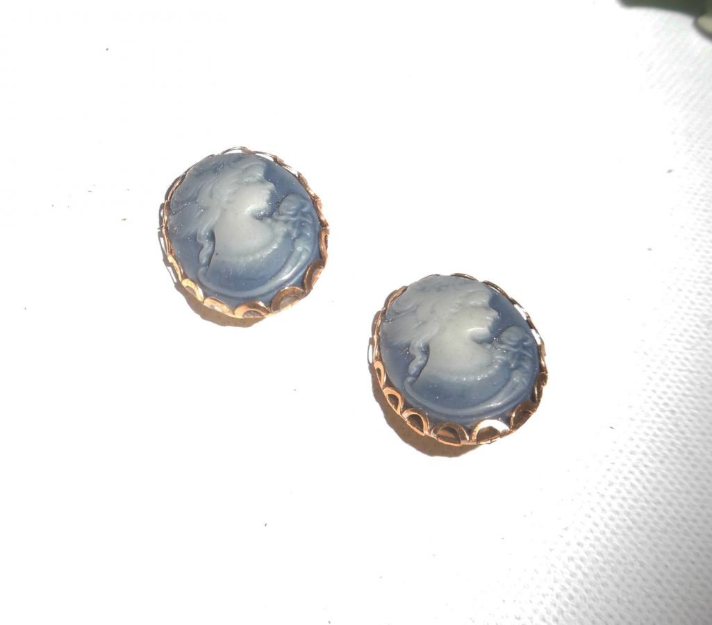 Boucles d'oreilles camé bleu sur clips