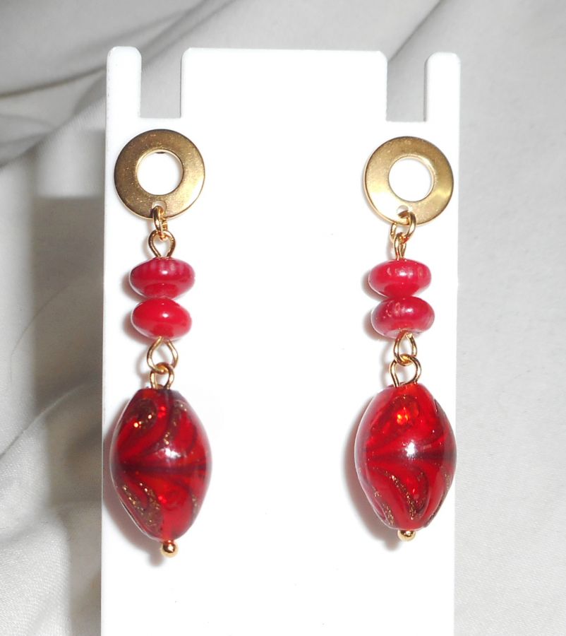 Boucles d'oreilles en gorgone et verre de Murano rouge 