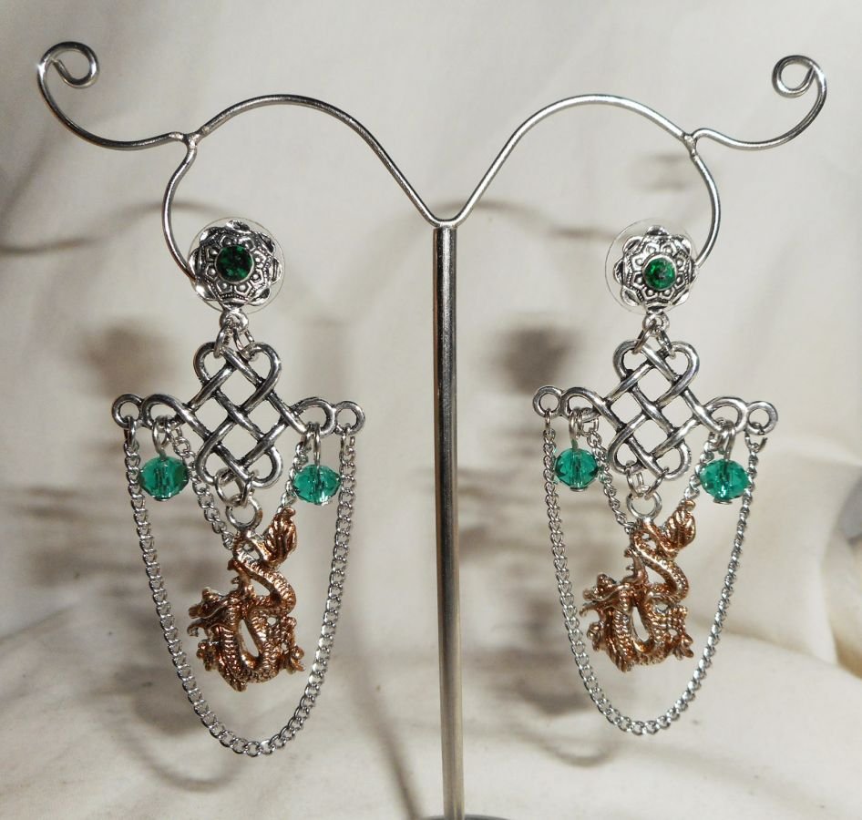 Boucles d'oreilles noeud chinois avec dragon