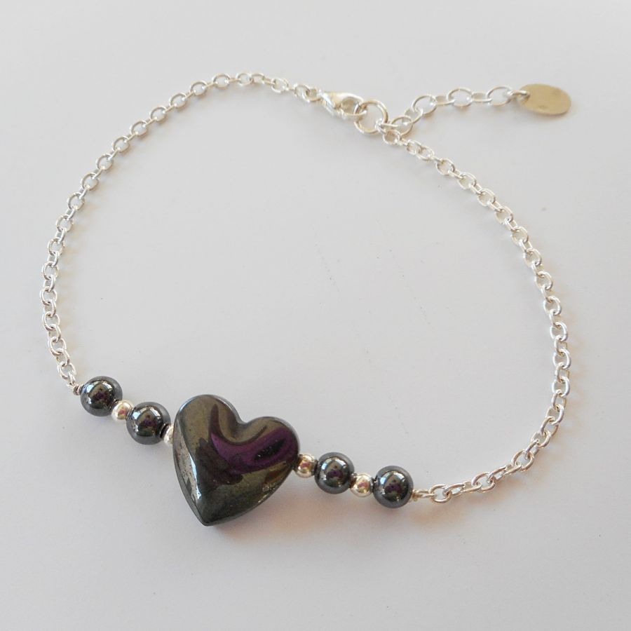 Bracelet coeur en pierre d'hématite sur chaine argent 925