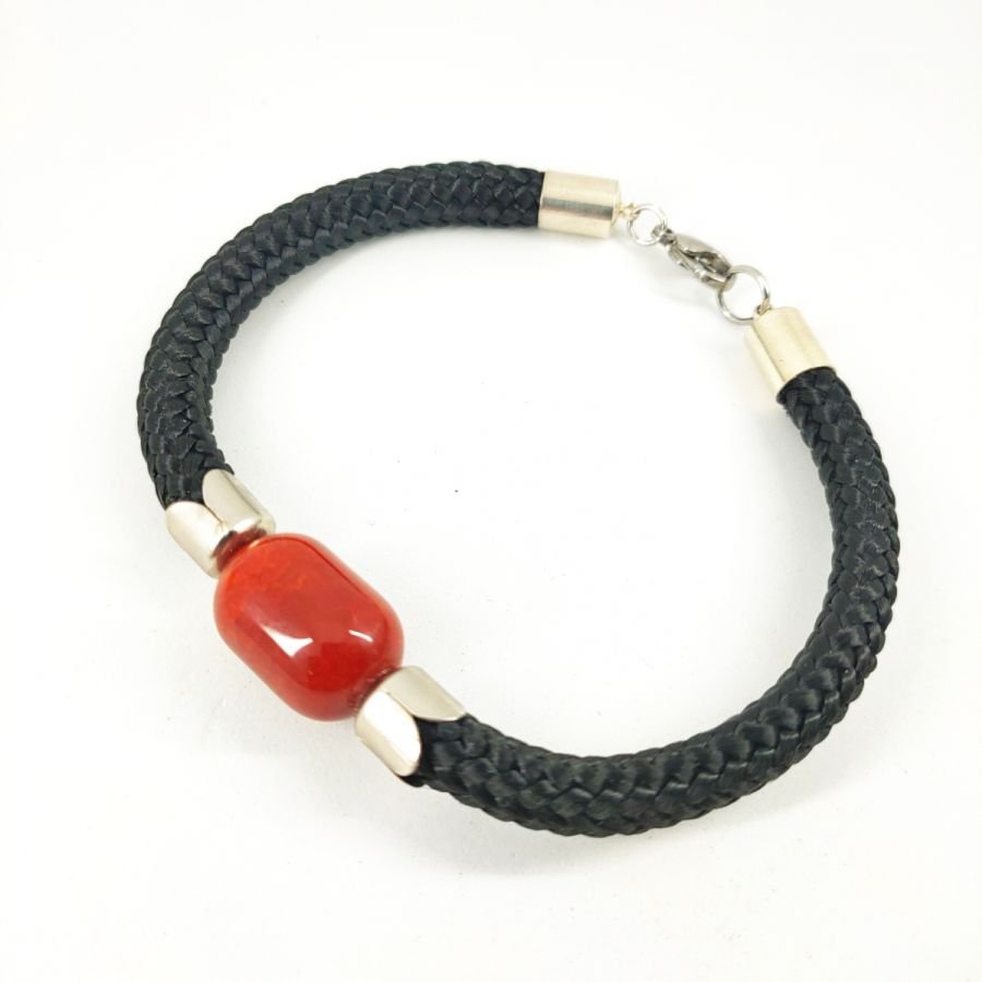 Bracelet corde tissée avec pierre en cornaline tonneau