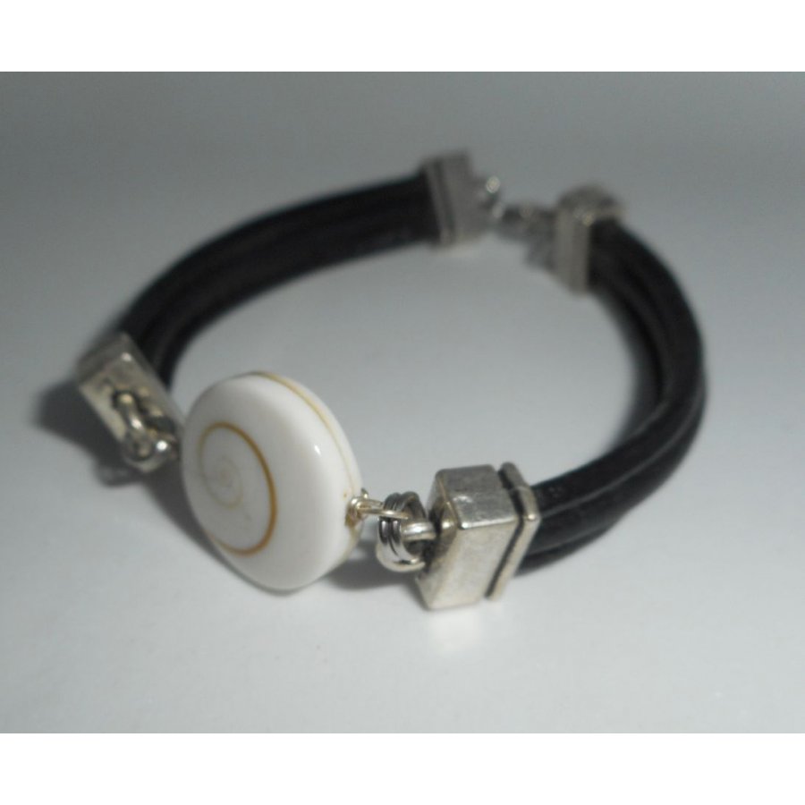 Bracelet cuir noir multi-rangs avec oeil de ste Lucie