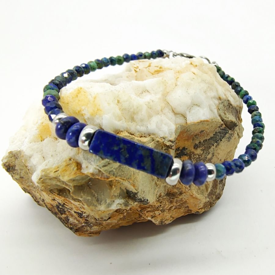 Bracelet fin en pierres de Lapis Lazuli 