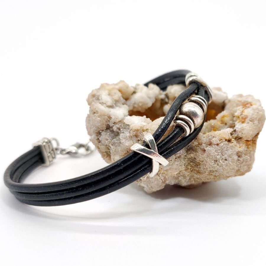 Bracelet homme cuir noir multi-rangs avec perle en métal argent