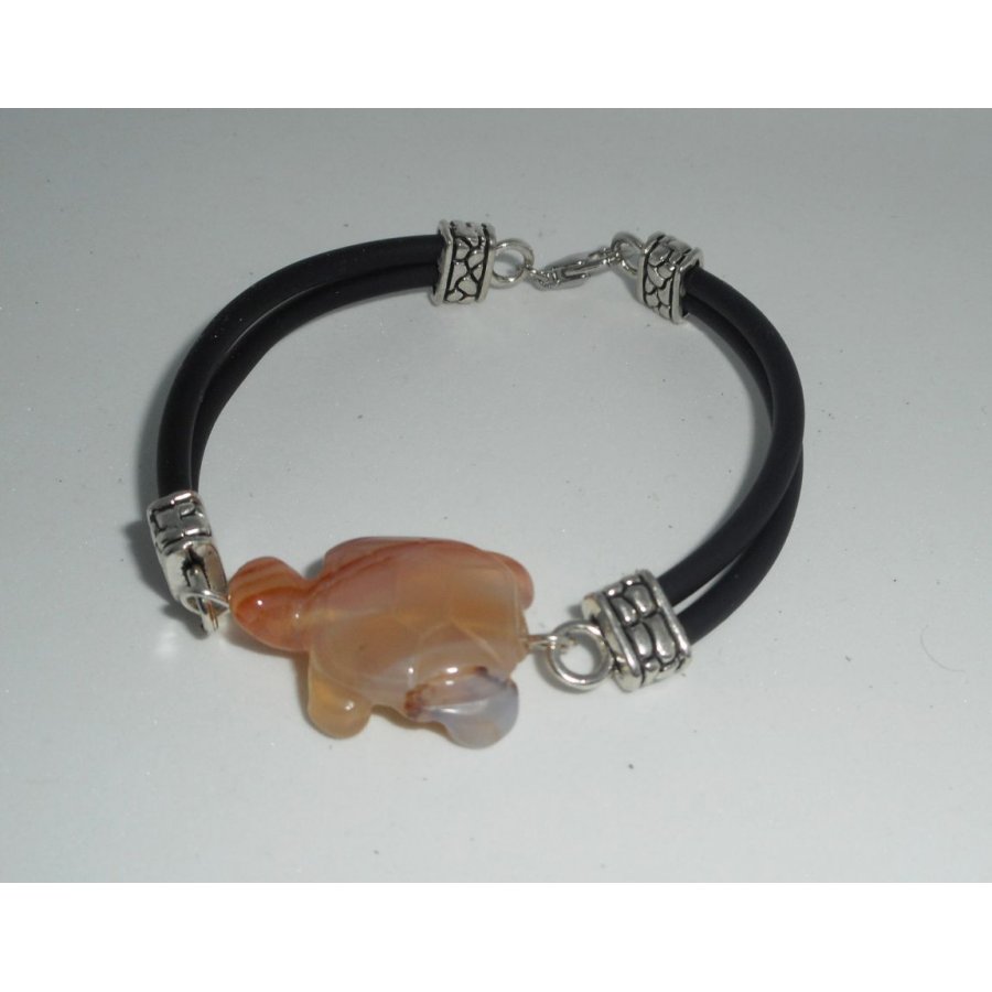 Bracelet multi-rangs en buna corde avec tortue en cornaline