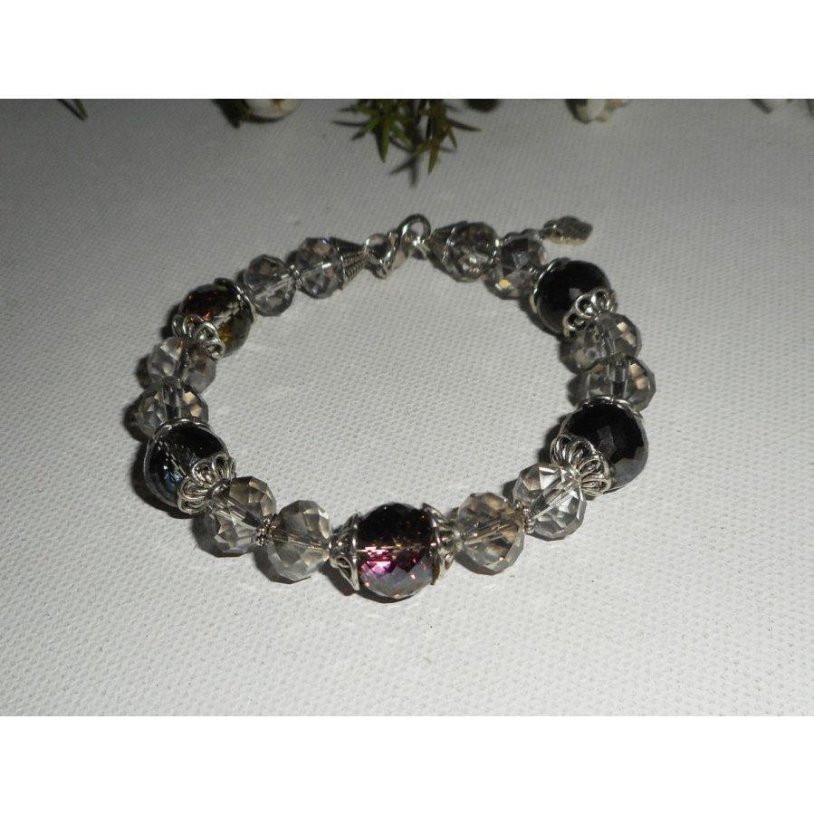 Bracelet en perles de cristal gris