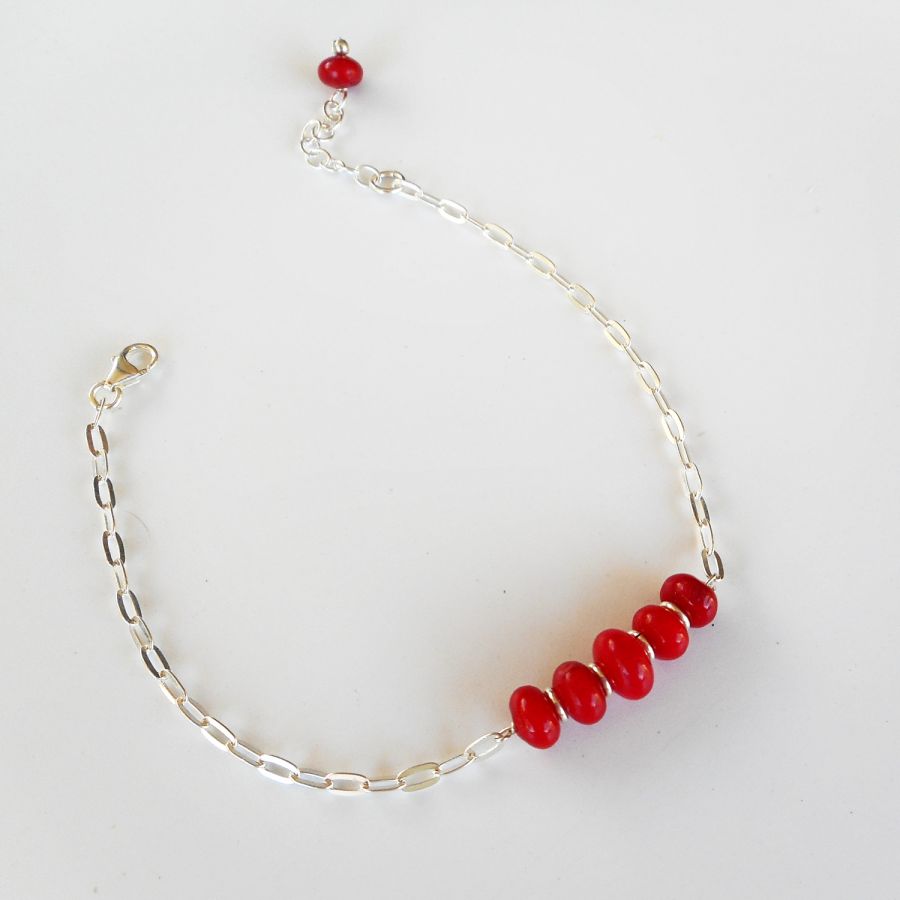 Bracelet perles en gorgone rouge sur chaine argent 925