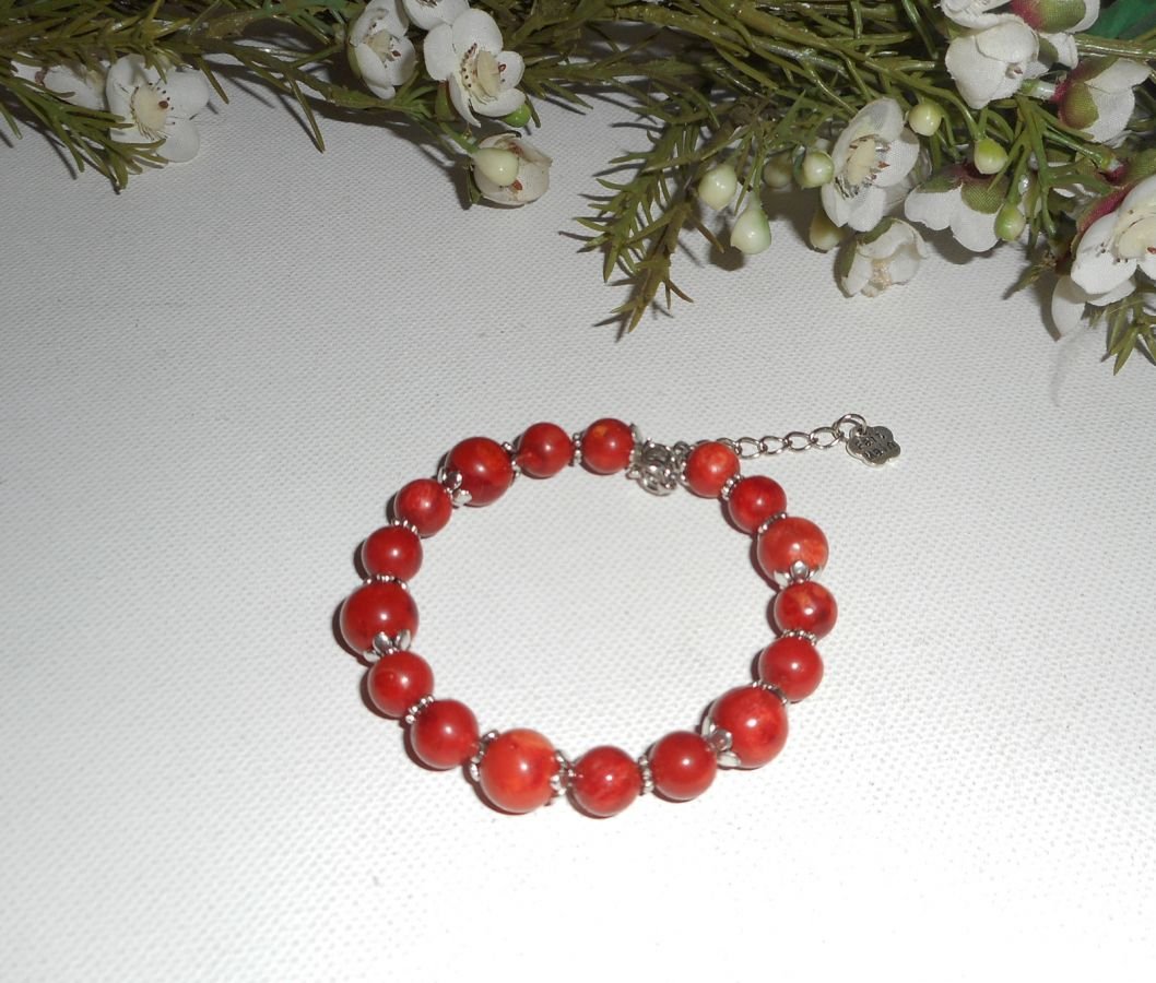 Bracelet en perles de gorgone rouge