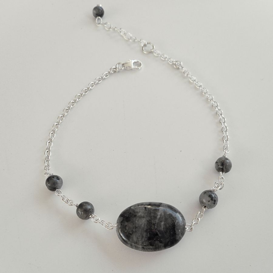 Bracelet en pierre de labradorite grise sur chaine argent 925