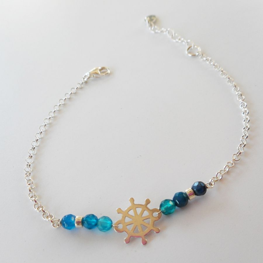 Bracelet pierres en agates bleues avec gouvernail sur chaine argent 925