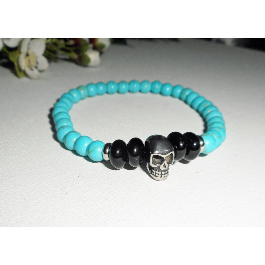 Bracelet en pierres d'onyx et turquoise avec tête de mort en acier inoxydable