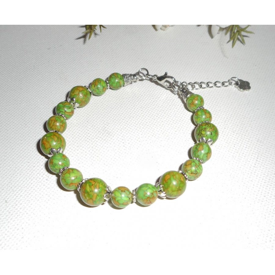 Bracelet en  pierres de turquenite verte