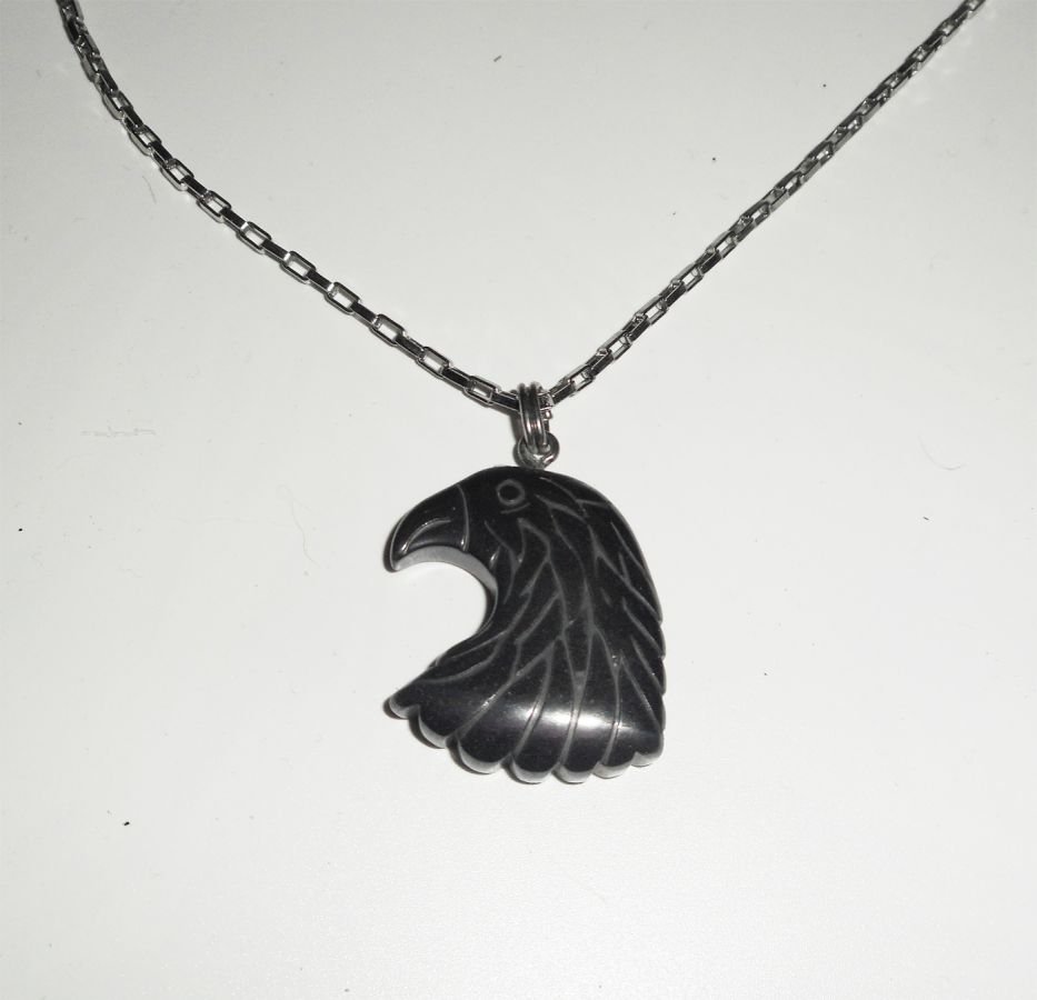 Collier aigle en pierre en hématite sur chaine en acier inoxydable