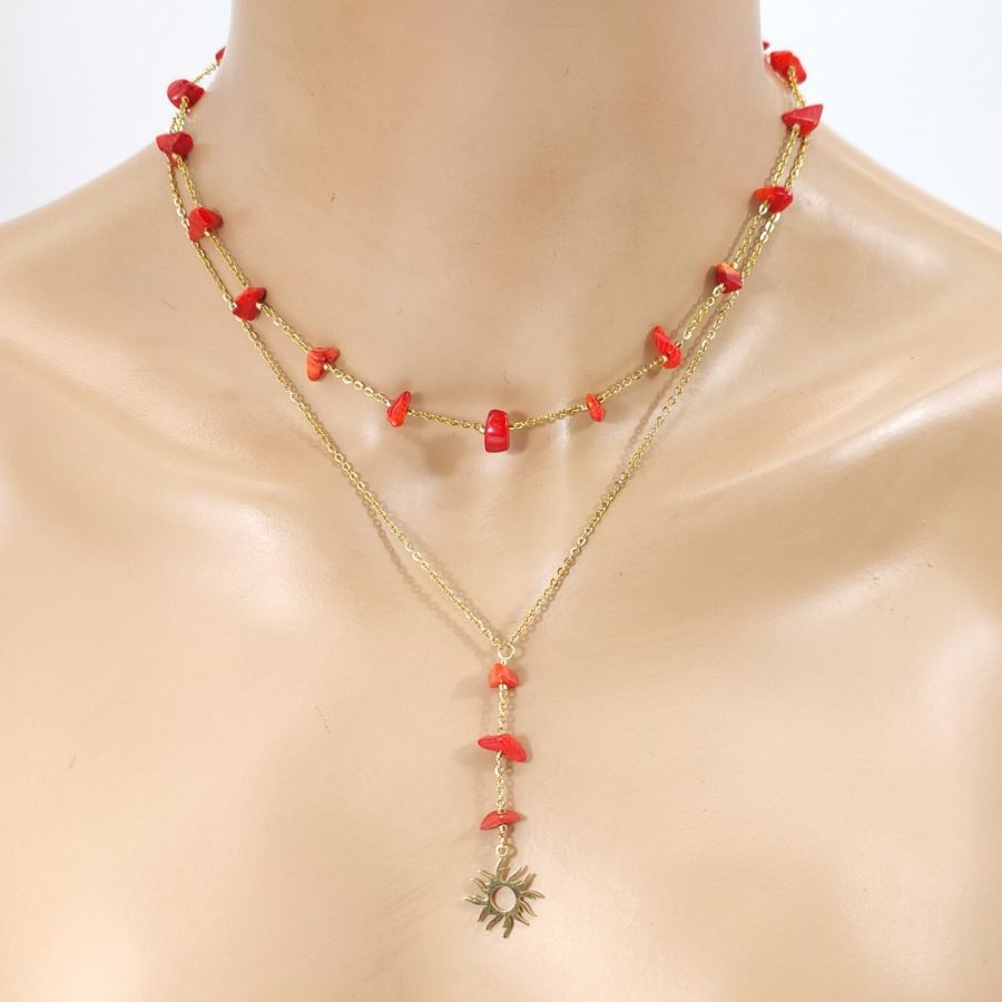 Collier double rangs en gorgone rouge avec soleil