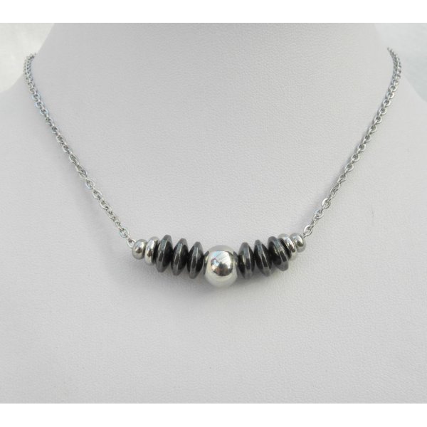 Collier homme avec pierres en hématite et perle en acier inoxydable