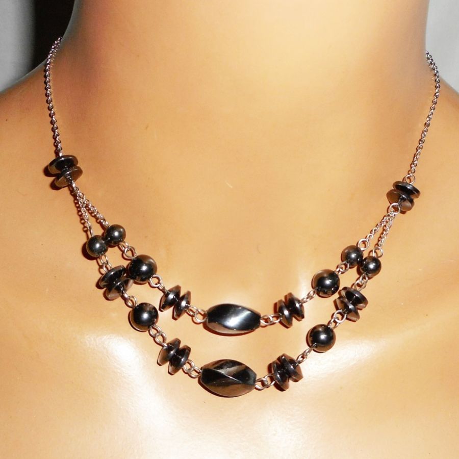 Parure Collier en pierres d'hématite sur chaine en acier inoxydable