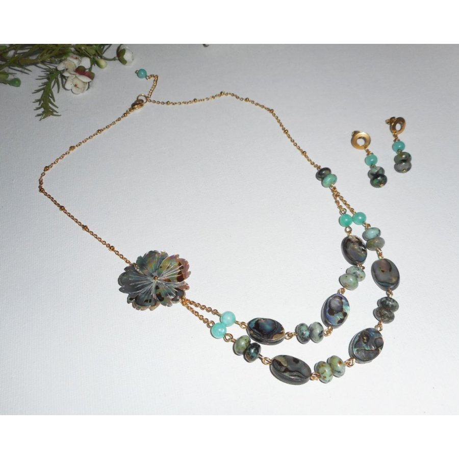 Parure Collier pierres de jaspe verte avec  fleurs et palets d'abalone double rangs