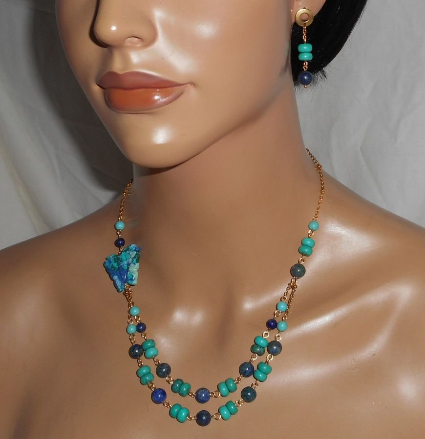  Collier pierres Lapis Lazzuli et Turquoise avec papillon