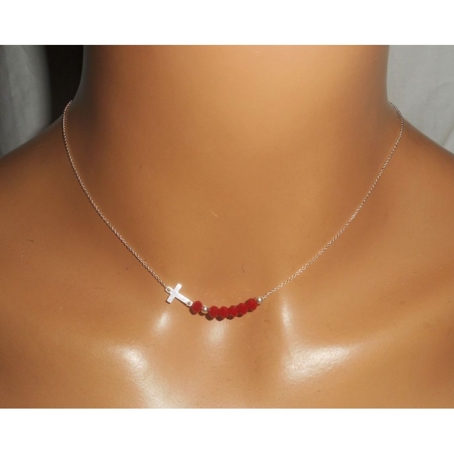 Collier ras de cou en argent 925 avec petite croix etperles en cristal rouge