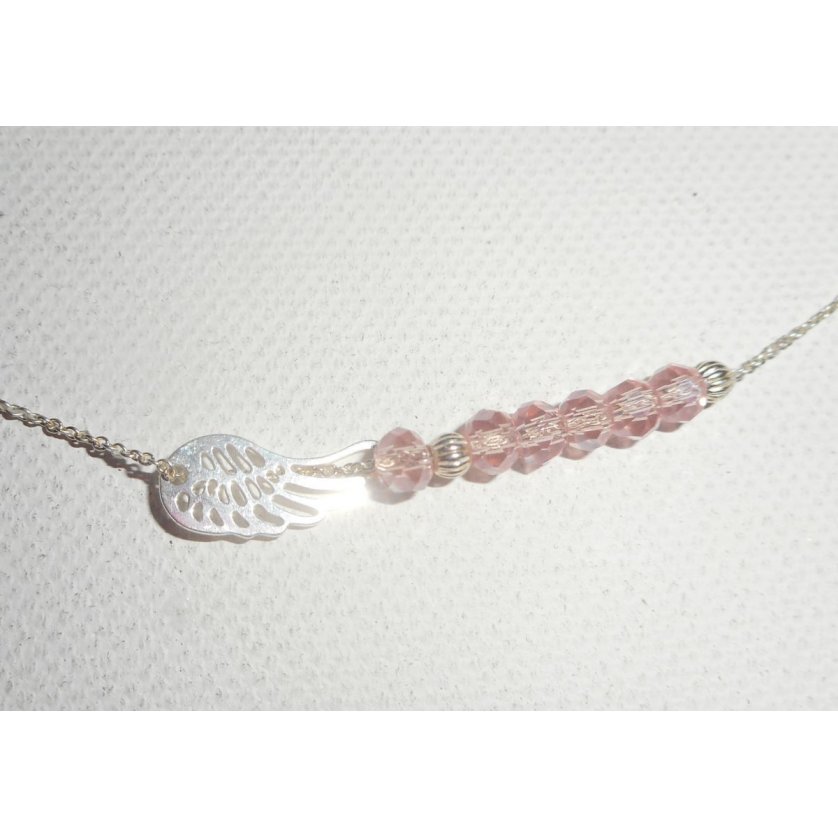 Collier ras de cou en argent 925 avec petite aile et perles en cristal rose