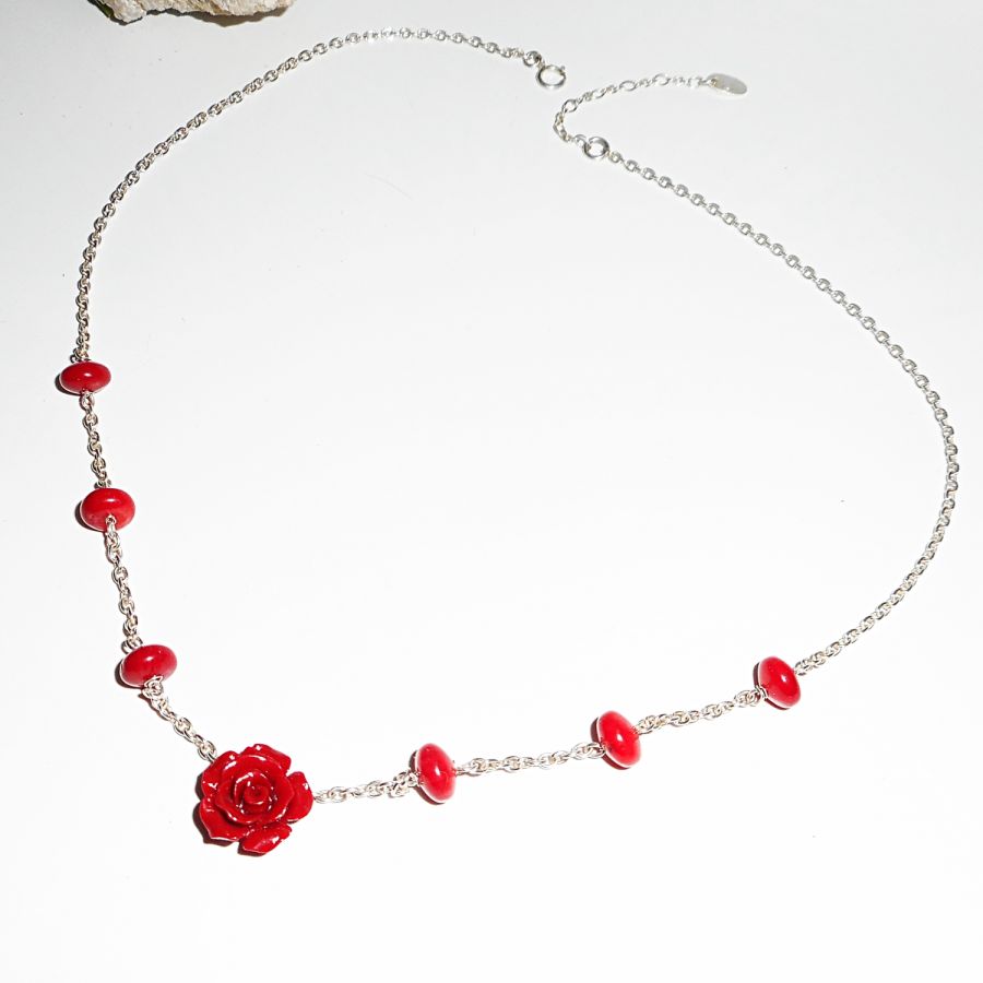 Collier rose rouge en gorgone et argent 925