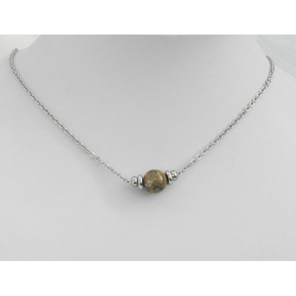 Collier solitaire avec pierre en jaspe ronde et perles en acier inoxydable