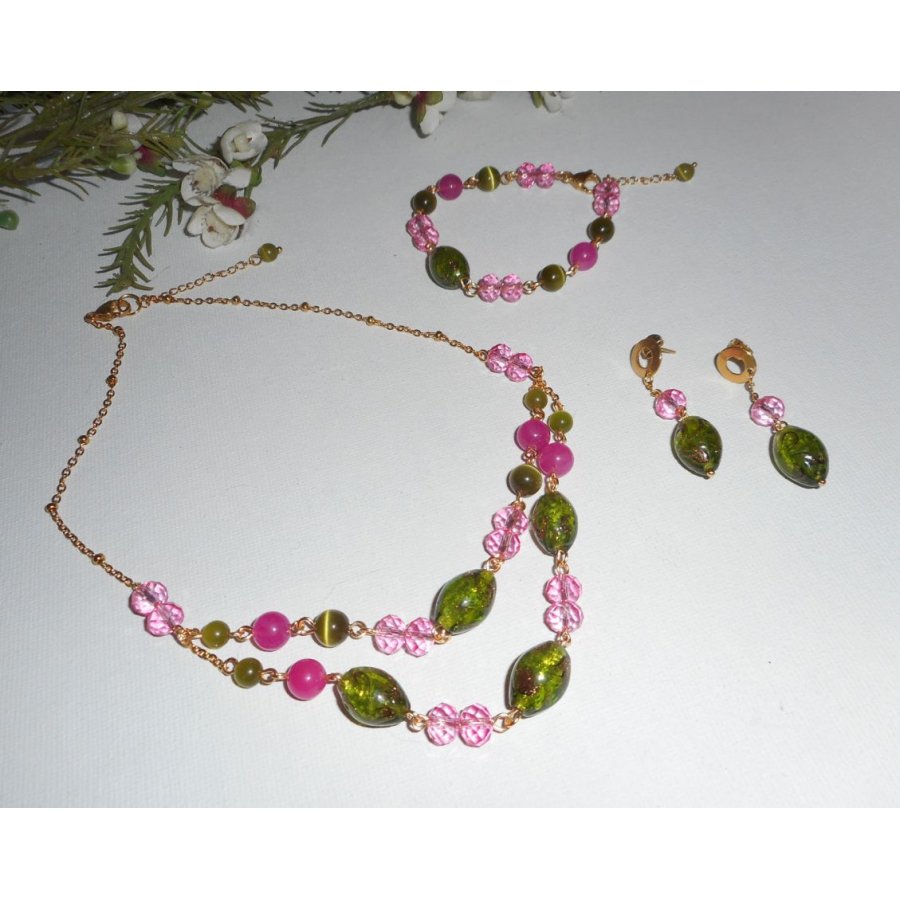 Collier en Verre de Murano et cristal rose et vert sur chaine en acier