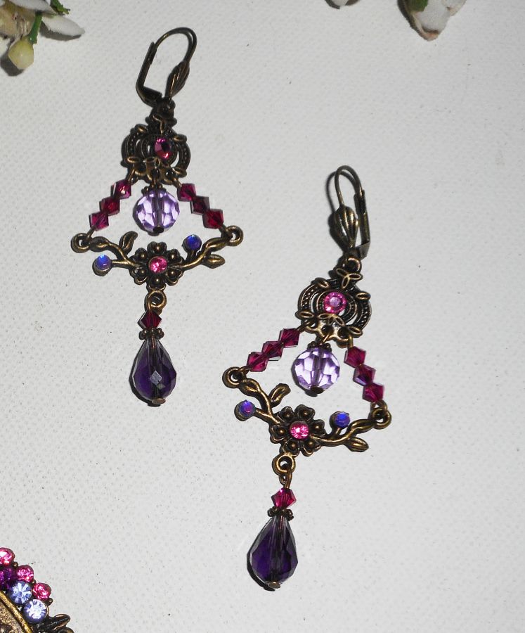 Parure Collier camé violet avec perles de cristal sur chaine bronze