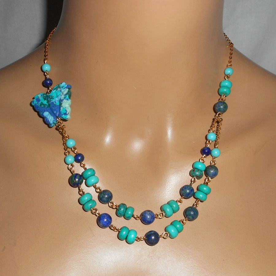 Parure Collier pierres Lapis Lazzuli et Turquoise avec papillon