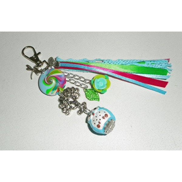 Porte clés/Bijoux de sac chouette bleu et arbre de vie avec rubans multicolores