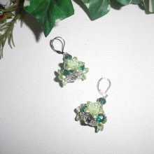 Boucles d'oreilles originales fleurettes anis avec perles en cristal vert