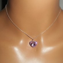 Pendentif coeur mauve en cristal de Swarovski sur chaine argent 925