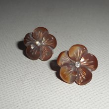 Boucles d'oreilles argent 925 avec fleur de nacre marron