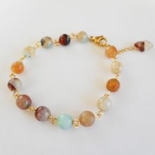 Bracelet en pierres dAgates multicolores facetées