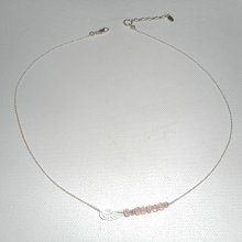 Collier ras de cou en argent 925 avec petite aile et perles en cristal rose